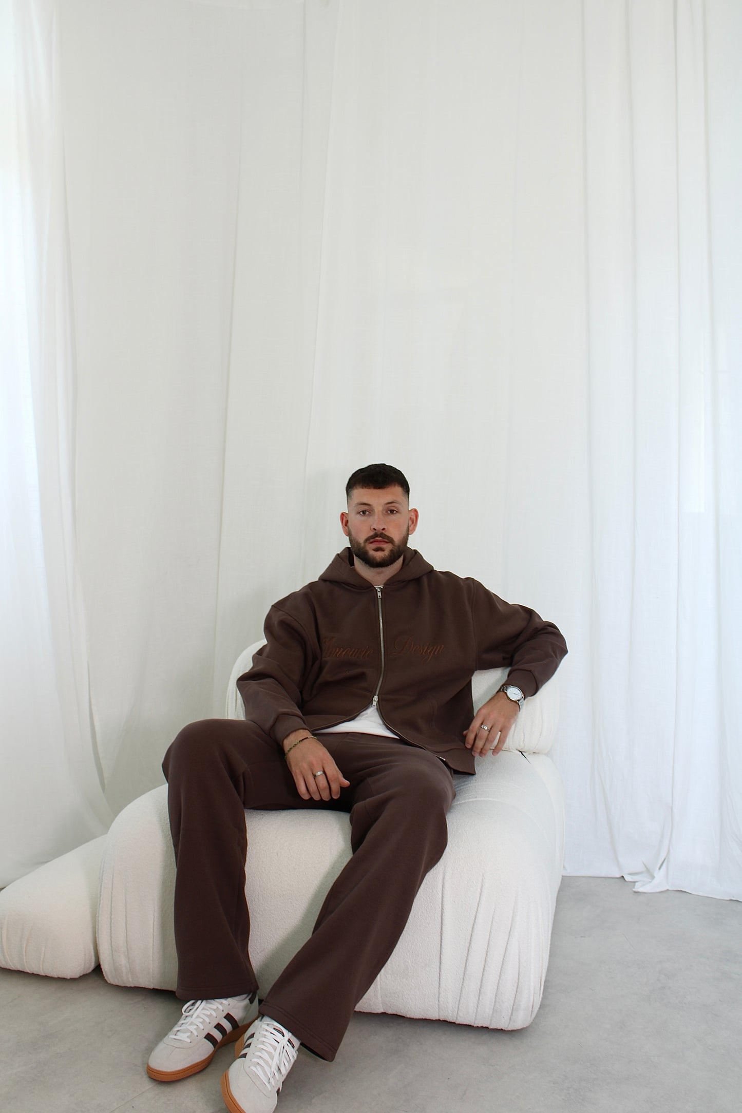 ZIP HOODIE